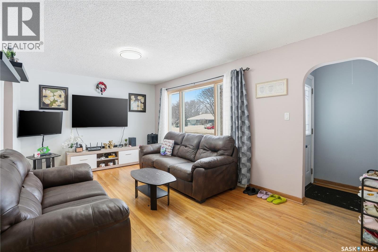 414 P Avenue N, Saskatoon, Saskatchewan  S7L 2V9 - Photo 4 - SK026771