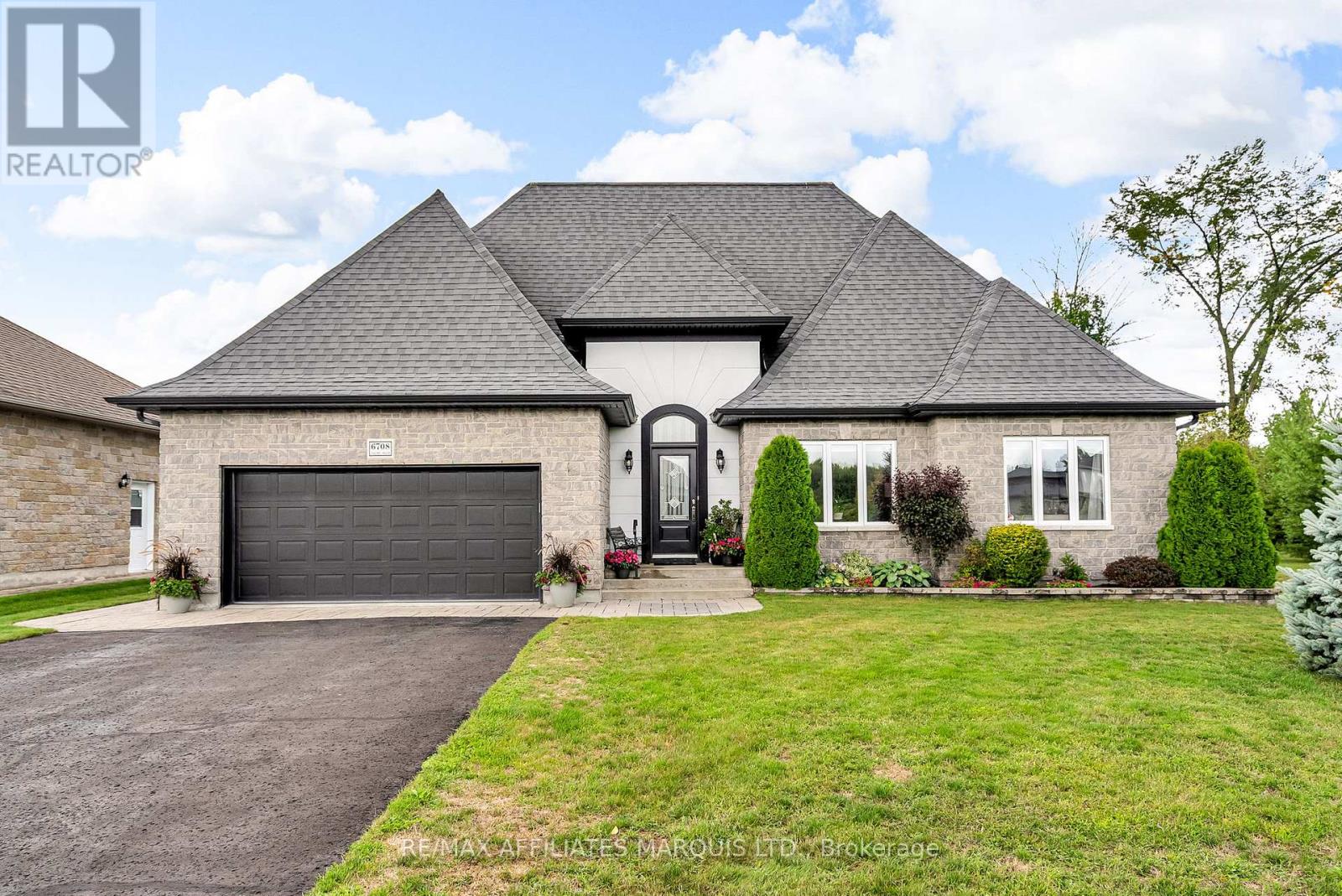 6708 Yacht Boulevard, Cornwall, Ontario  K6H 7N6 - Photo 2 - X12698632