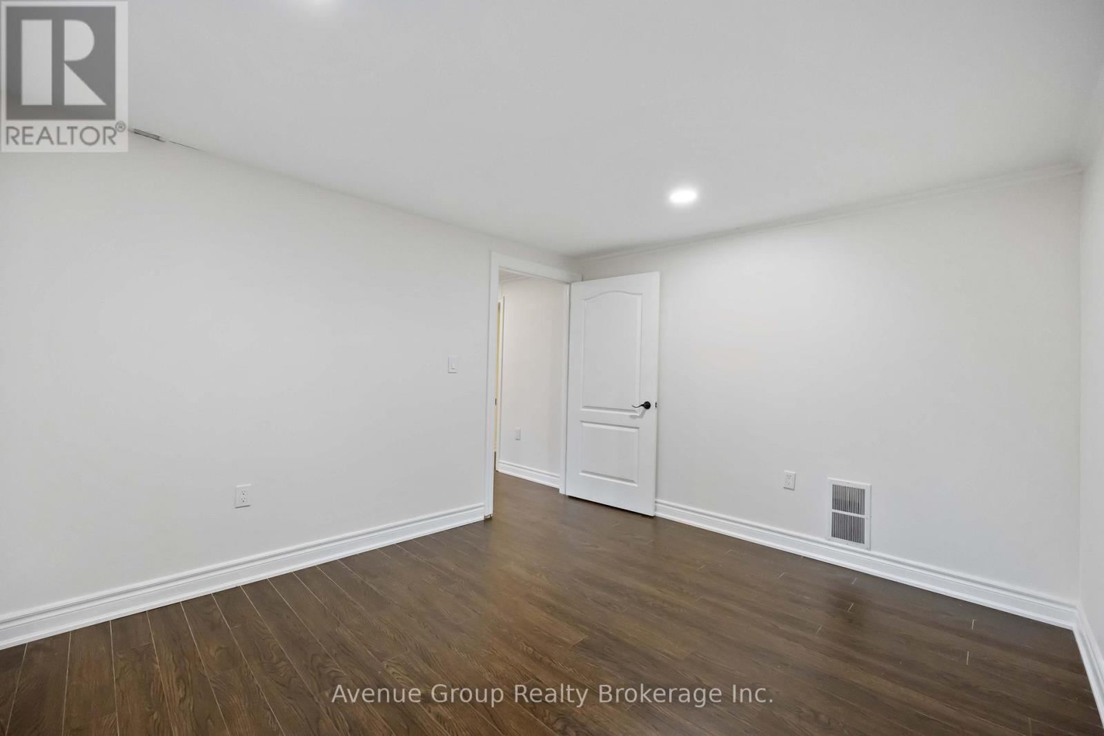 Lower - 190 Northwood Drive, Toronto, Ontario  M2M 2K4 - Photo 11 - C12691364