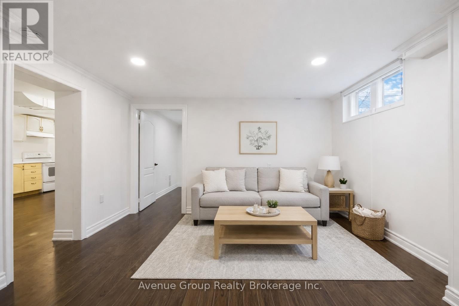 LOWER - 190 NORTHWOOD DRIVE, Toronto, Ontario