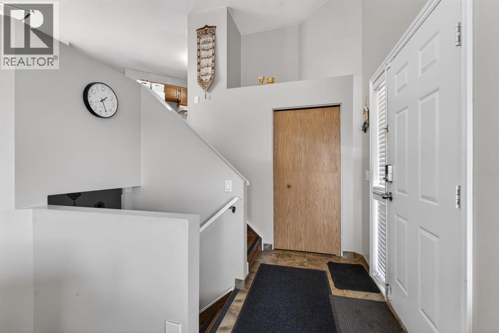 139 Castledale Way Ne, Calgary, Alberta  T3J 2A4 - Photo 10 - A2278900