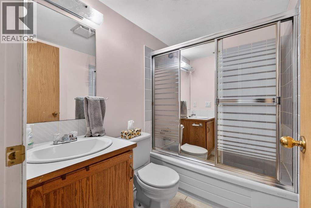 139 Castledale Way Ne, Calgary, Alberta  T3J 2A4 - Photo 24 - A2278900