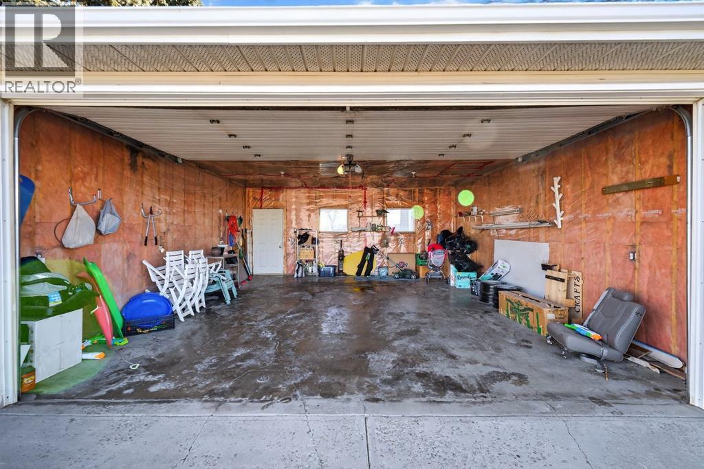 139 Castledale Way Ne, Calgary, Alberta  T3J 2A4 - Photo 32 - A2278900