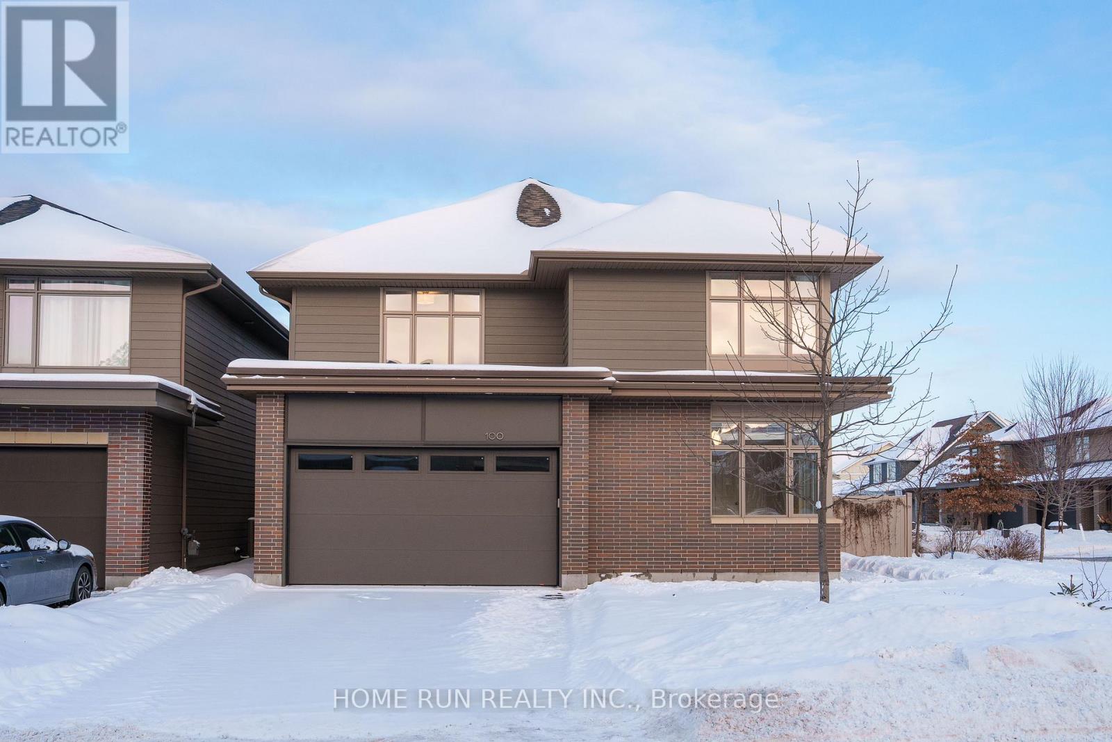 100 LOCHHOUSE WALK, Ottawa, Ontario