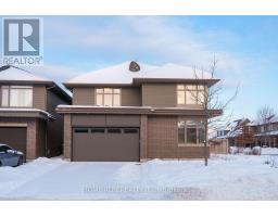100 LOCHHOUSE WALK, Ottawa, Ontario