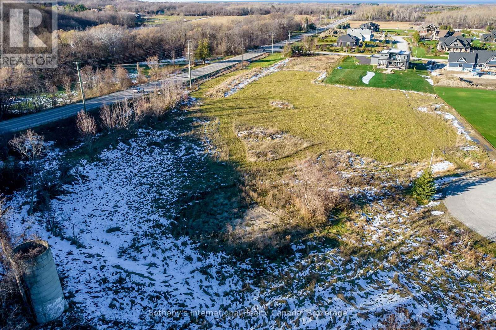 21 Raintree Court, Clearview, Ontario  L9Y 0K2 - Photo 4 - S12698838