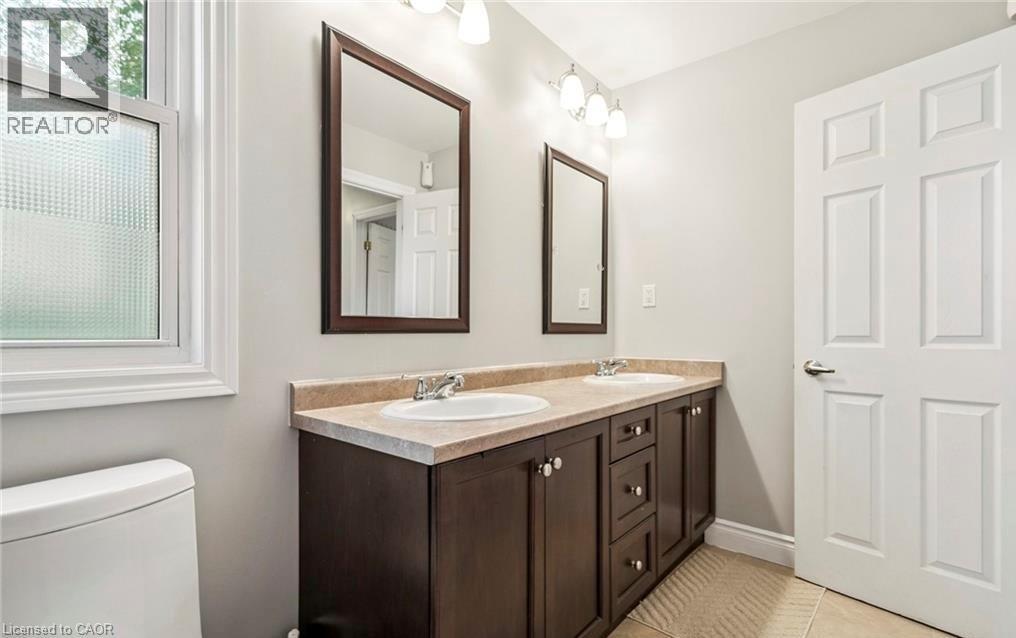 34 Cliff Avenue, Hamilton, Ontario  L8E 6A7 - Photo 6 - 40798384