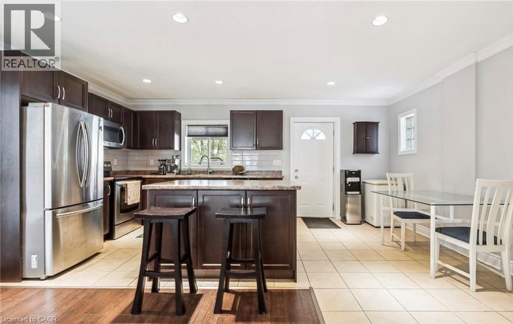 34 Cliff Avenue, Hamilton, Ontario  L8E 6A7 - Photo 3 - 40798384