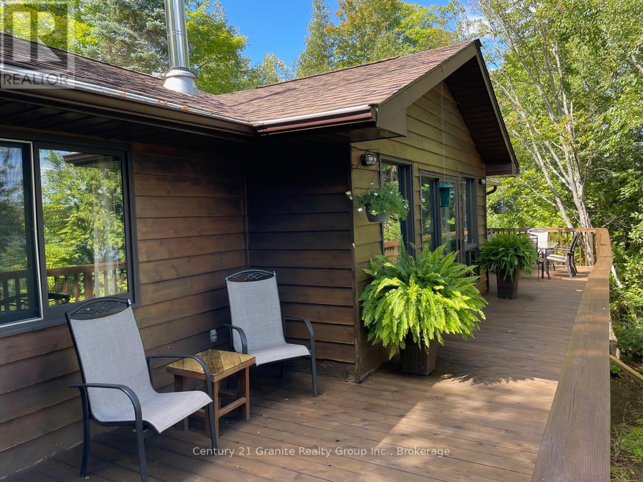 1119 Wampum Road, Dysart Et Al, Ontario  K0M 1S0 - Photo 18 - X12698628