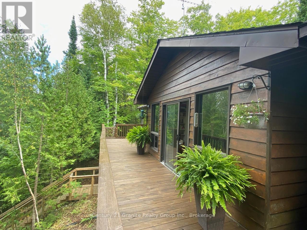 1119 Wampum Road, Dysart Et Al, Ontario  K0M 1S0 - Photo 19 - X12698628