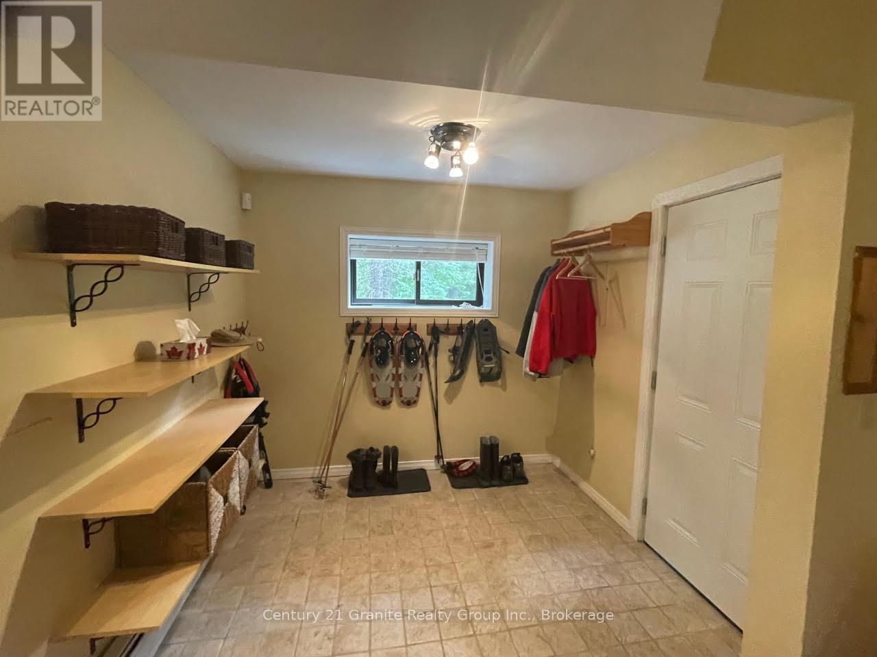 1119 Wampum Road, Dysart Et Al, Ontario  K0M 1S0 - Photo 37 - X12698628