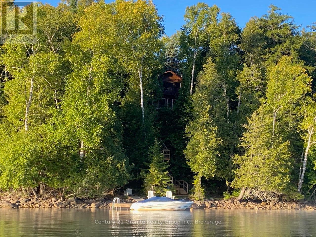 1119 Wampum Road, Dysart Et Al, Ontario  K0M 1S0 - Photo 4 - X12698628