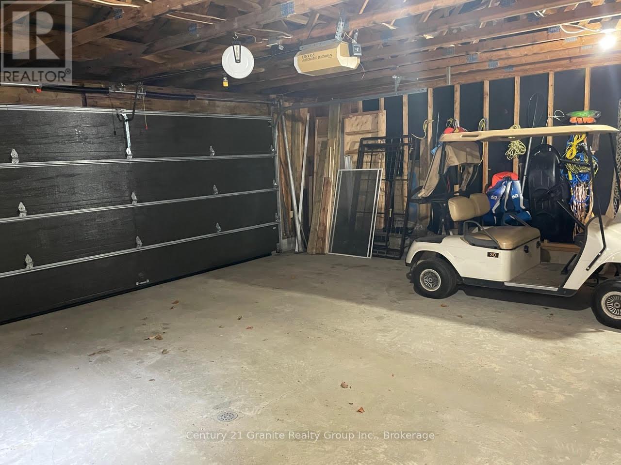 1119 Wampum Road, Dysart Et Al, Ontario  K0M 1S0 - Photo 47 - X12698628