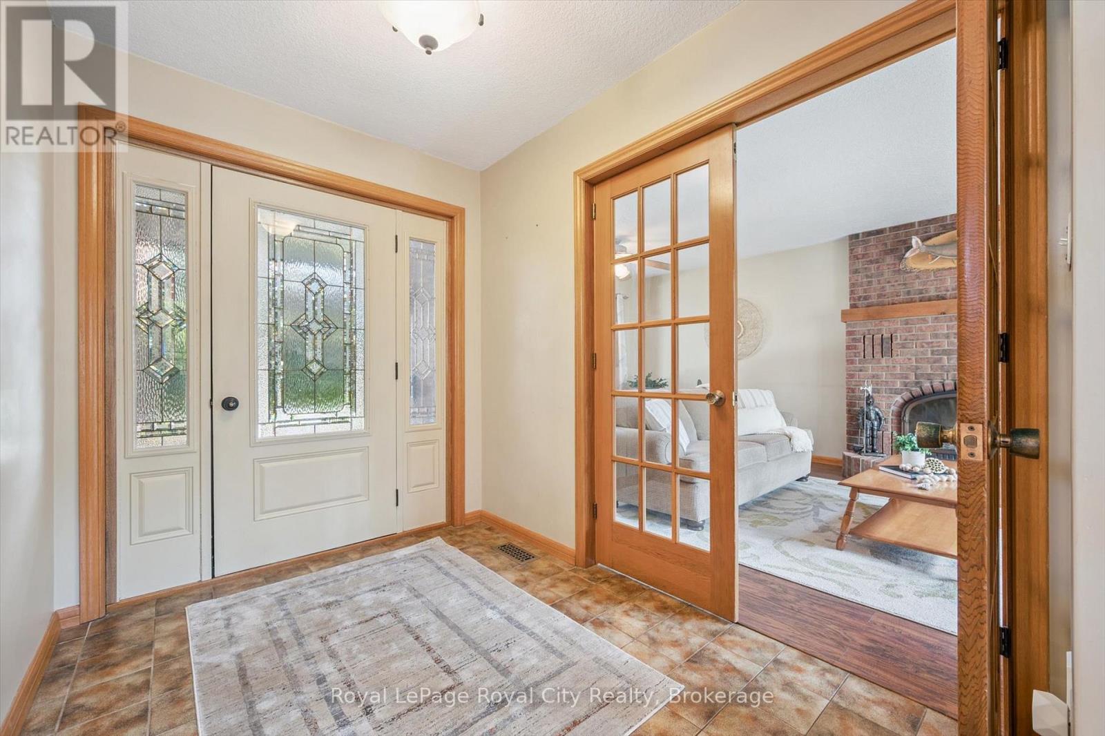 28 Wimbledon Road, Guelph (Willow West/sugarbush/west Acres), Ontario  N1H 7N1 - Photo 4 - X12698752