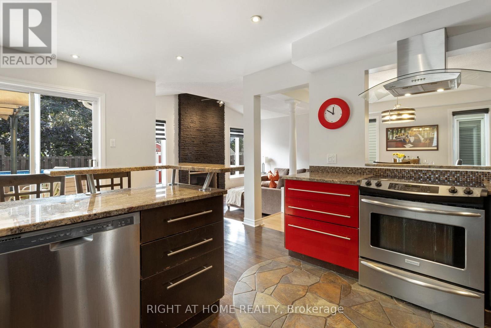 139 Locheland Crescent, Ottawa, Ontario  K2G 6H3 - Photo 15 - X12698704