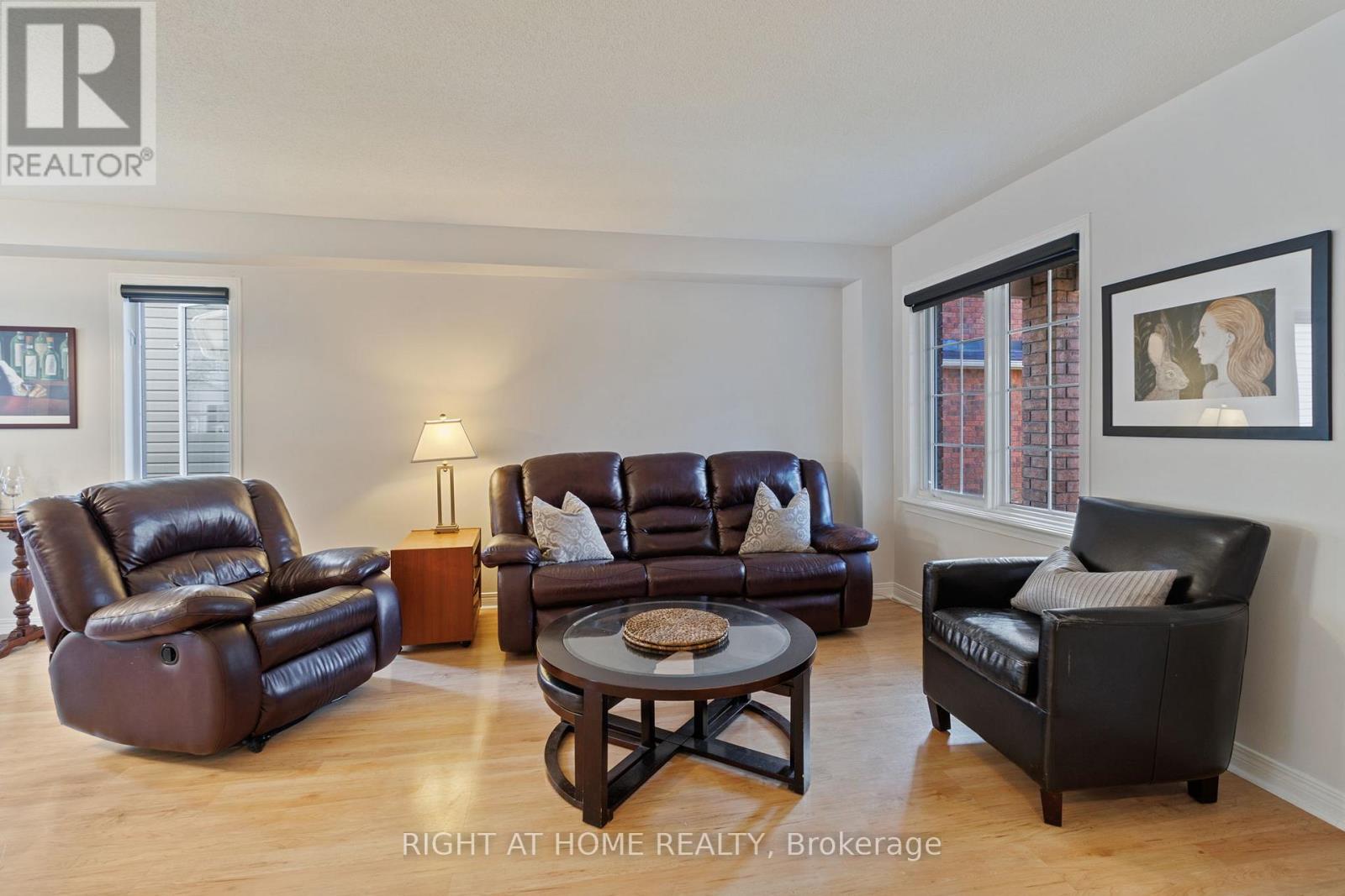 139 Locheland Crescent, Ottawa, Ontario  K2G 6H3 - Photo 8 - X12698704