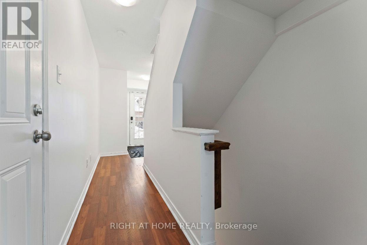 364 Moffatt Pond Court, Ottawa, Ontario  K2J 0C7 - Photo 3 - X12698756