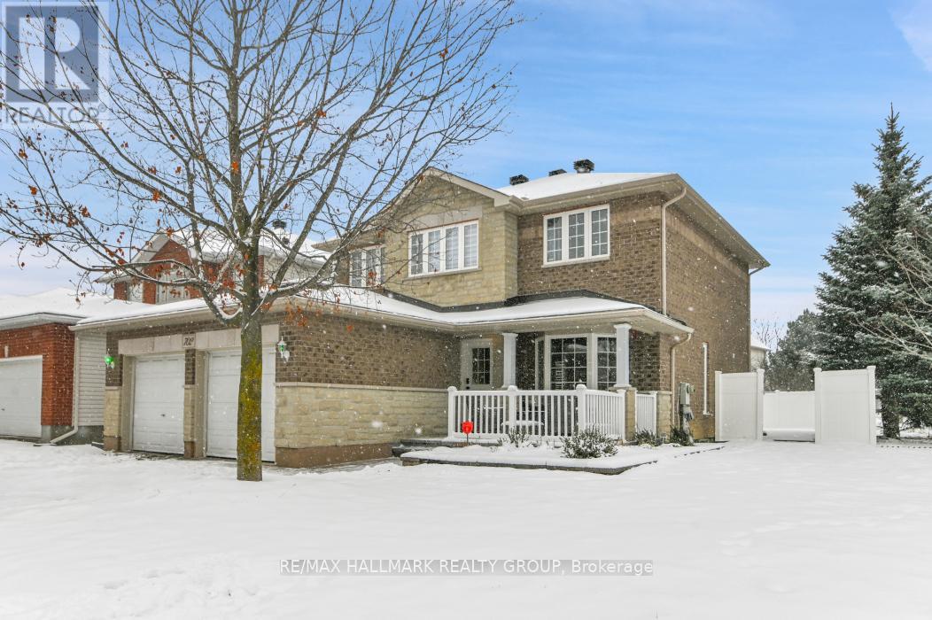 702 Mud Creek Crescent, Ottawa, Ontario  K1V 1W3 - Photo 2 - X12698806