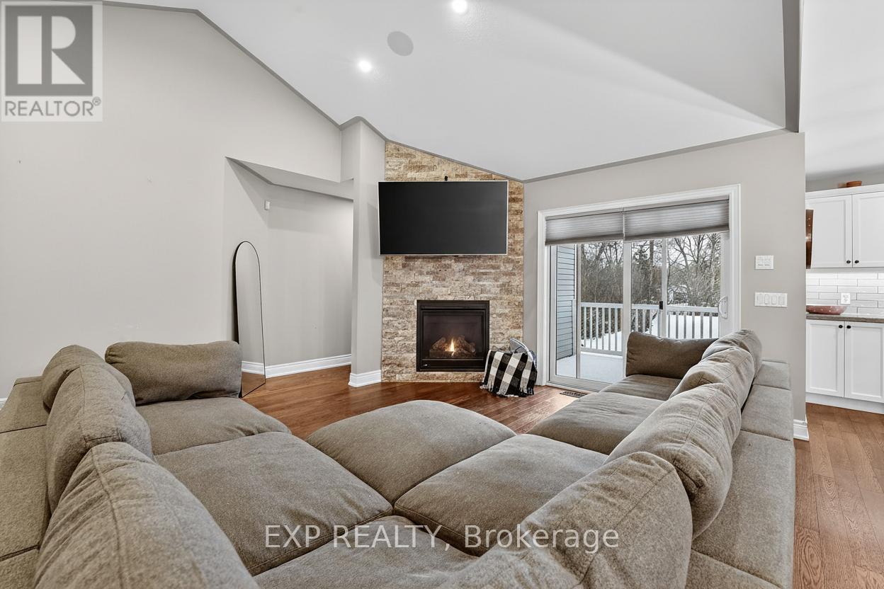 4032 Village Creek Drive, Fort Erie, Ontario  L0S 1S0 - Photo 11 - X12698712