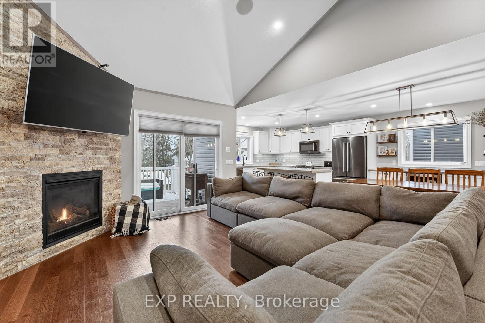 4032 Village Creek Drive, Fort Erie, Ontario  L0S 1S0 - Photo 9 - X12698712