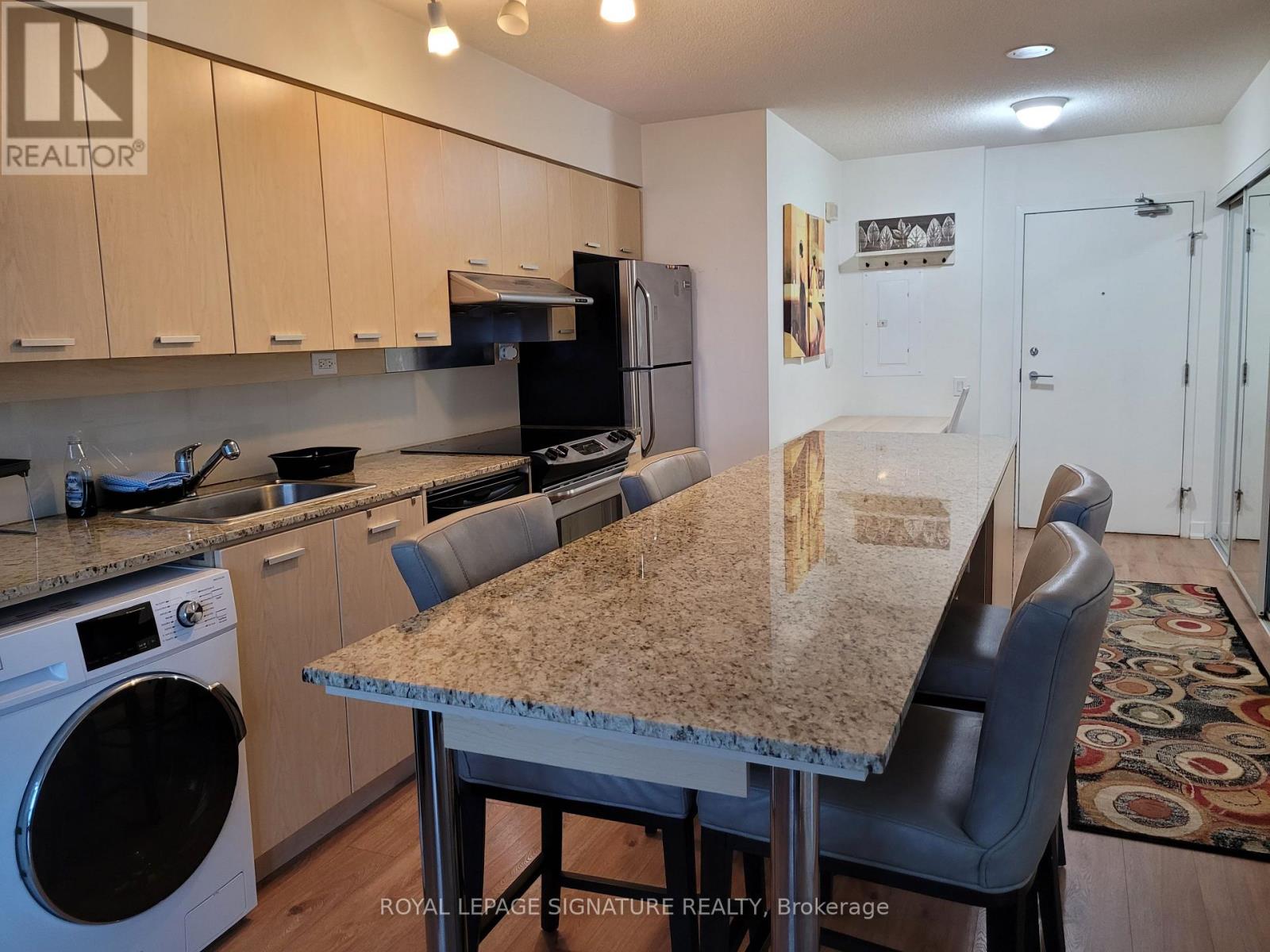 805 - 15 Singer Court, Toronto, Ontario  M2K 0B1 - Photo 4 - C12698600