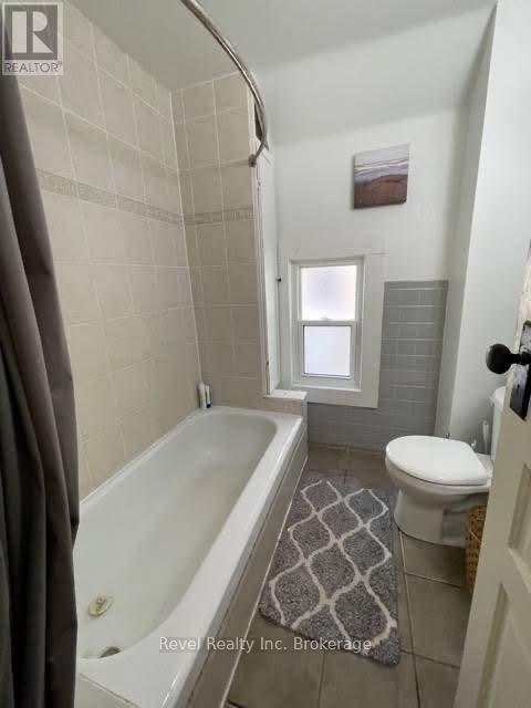 2 - 22 St Leger Street, Kitchener, Ontario  N2H 4L9 - Photo 13 - X12698776