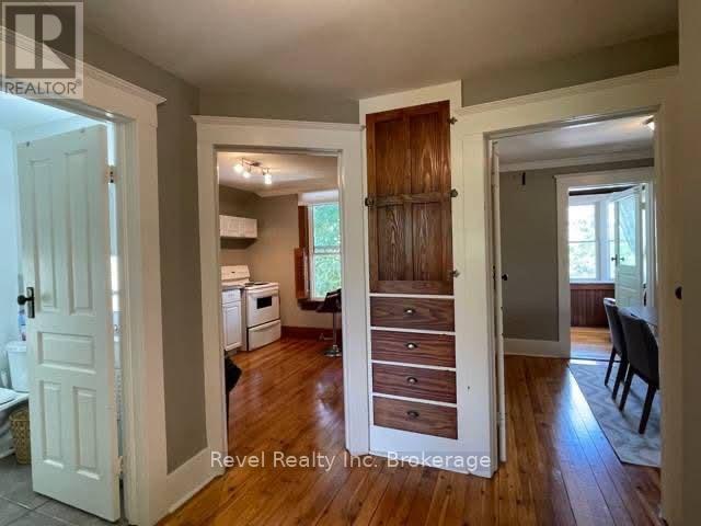 2 - 22 St Leger Street, Kitchener, Ontario  N2H 4L9 - Photo 7 - X12698776