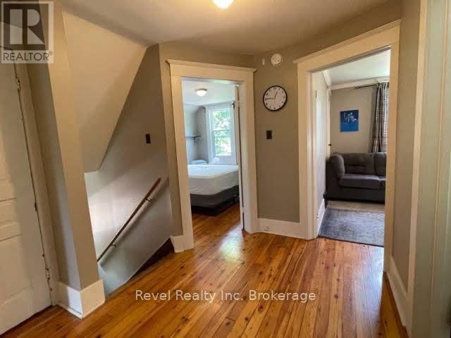 2 - 22 St Leger Street, Kitchener, Ontario  N2H 4L9 - Photo 9 - X12698776