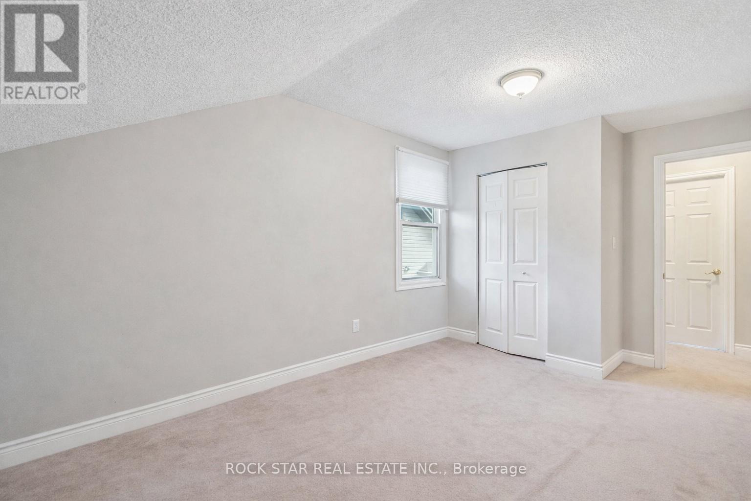 34 Cliff Avenue, Hamilton, Ontario  L8V 2R9 - Photo 11 - X12698432