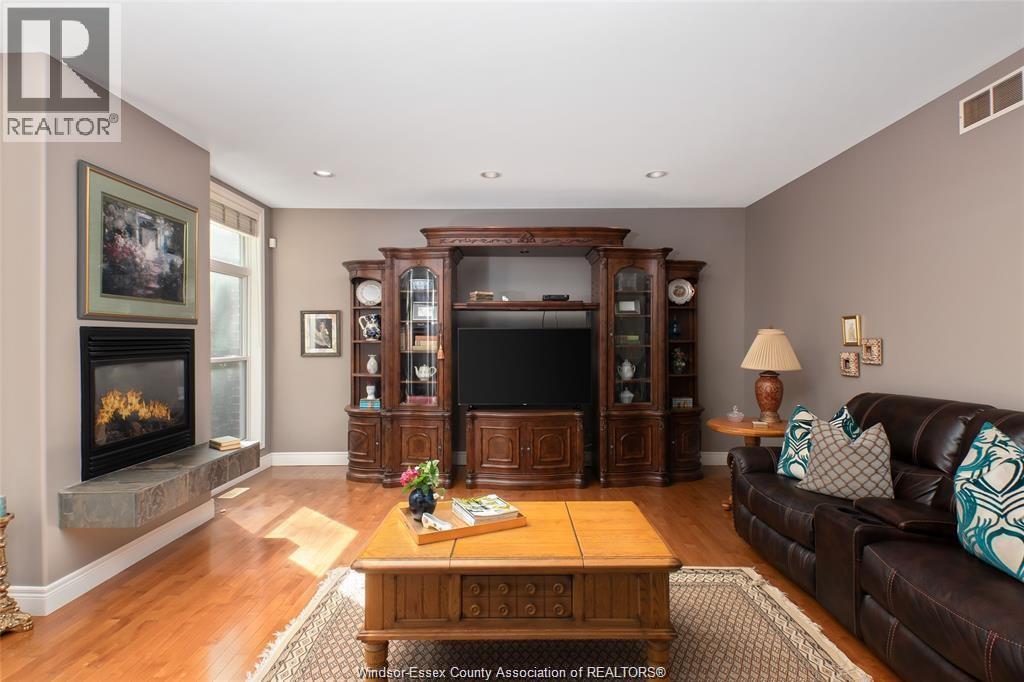 1245 Lyoness Court, Lasalle, Ontario N9J 3Y6 - Photo 7 - 26001185