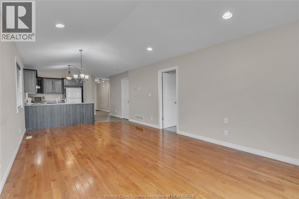 3205 Seville, Windsor, Ontario  N8N 0A3 - Photo 15 - 26001179