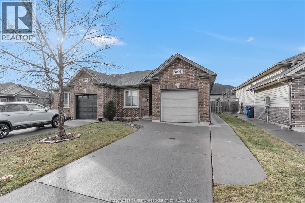 3205 Seville, Windsor, Ontario  N8N 0A3 - Photo 3 - 26001179