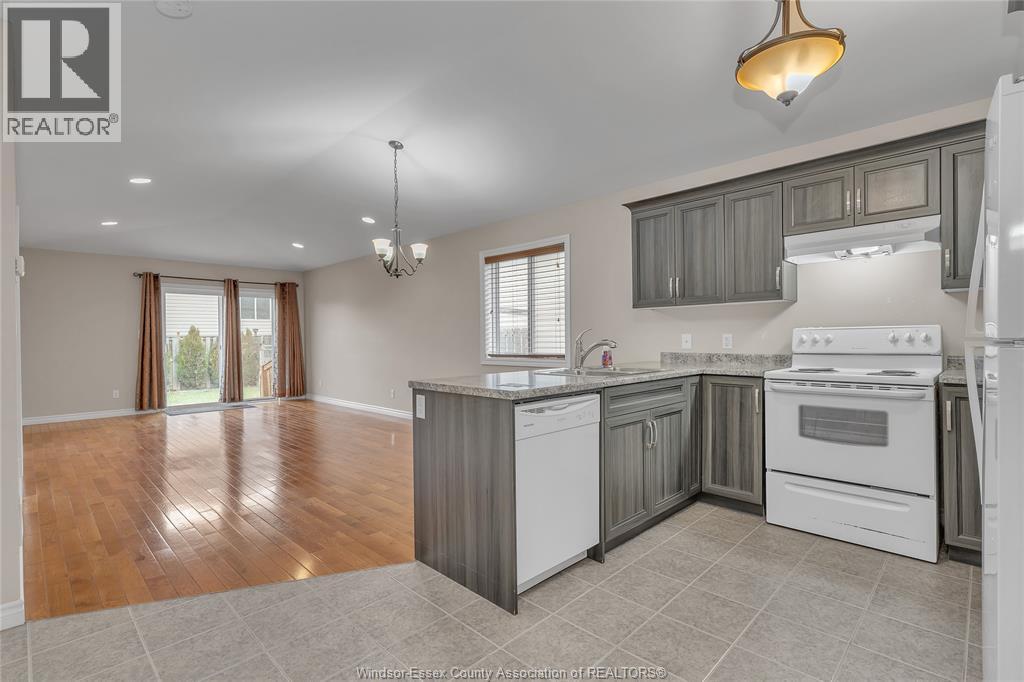 3205 Seville, Windsor, Ontario  N8N 0A3 - Photo 8 - 26001179