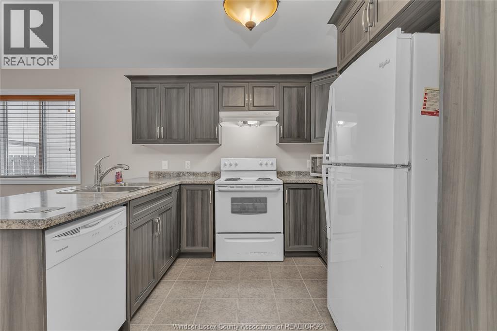 3205 Seville, Windsor, Ontario  N8N 0A3 - Photo 9 - 26001179