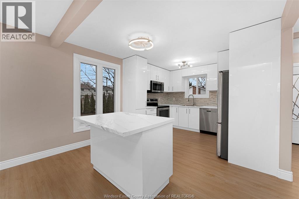 9014 Copperfield Court, Windsor, Ontario  N8S 4H3 - Photo 14 - 26001175