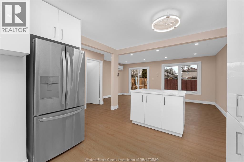 9014 Copperfield Court, Windsor, Ontario  N8S 4H3 - Photo 16 - 26001175