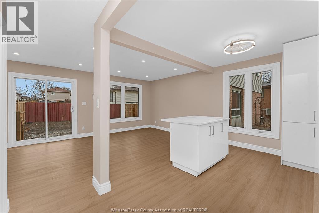 9014 Copperfield Court, Windsor, Ontario  N8S 4H3 - Photo 7 - 26001175