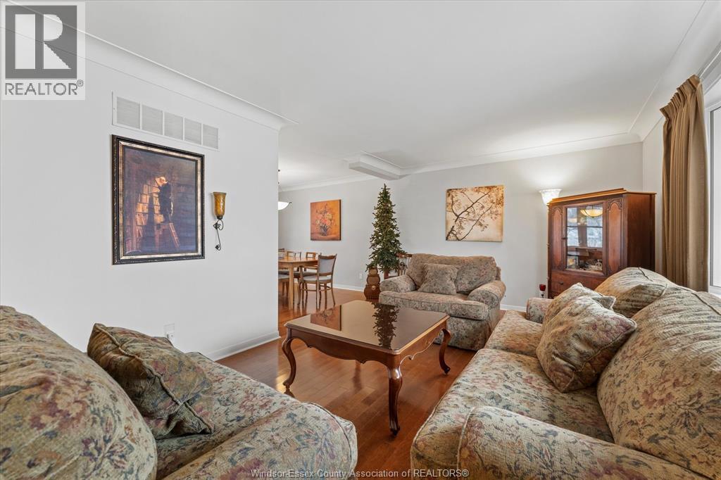 3640 Avondale, Windsor, Ontario N9E 1X9 - Photo 4 - 26001178