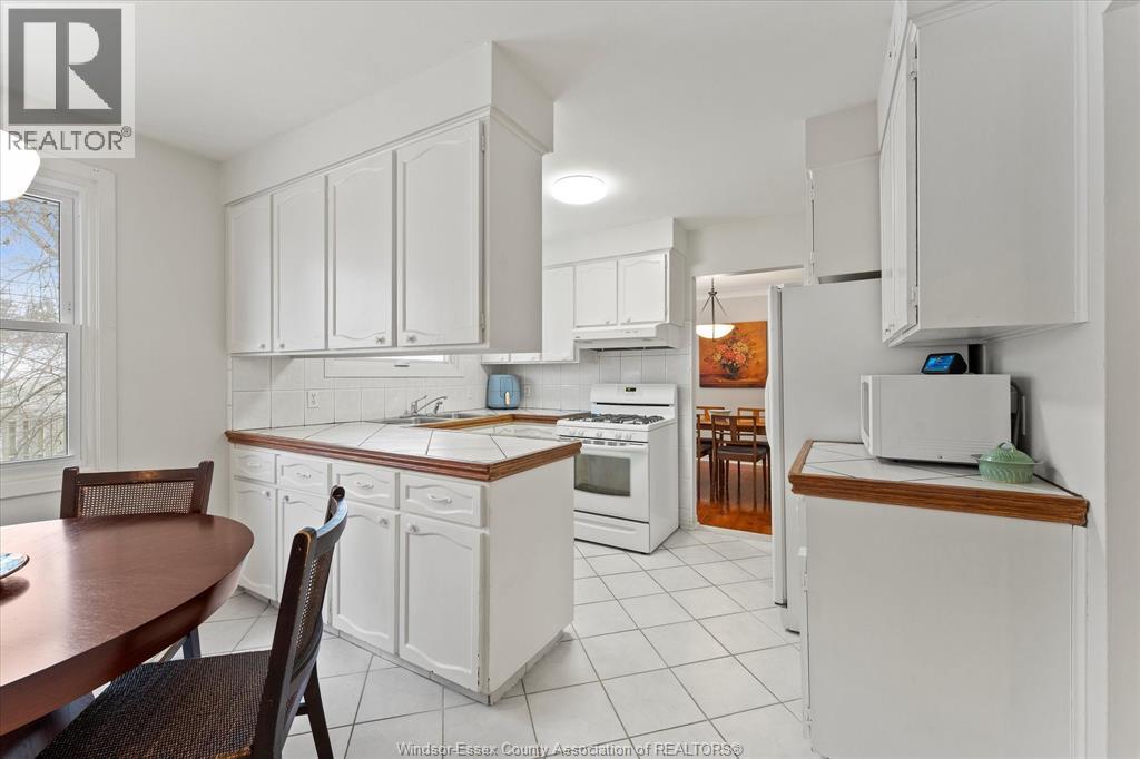 3640 Avondale, Windsor, Ontario N9E 1X9 - Photo 12 - 26001178