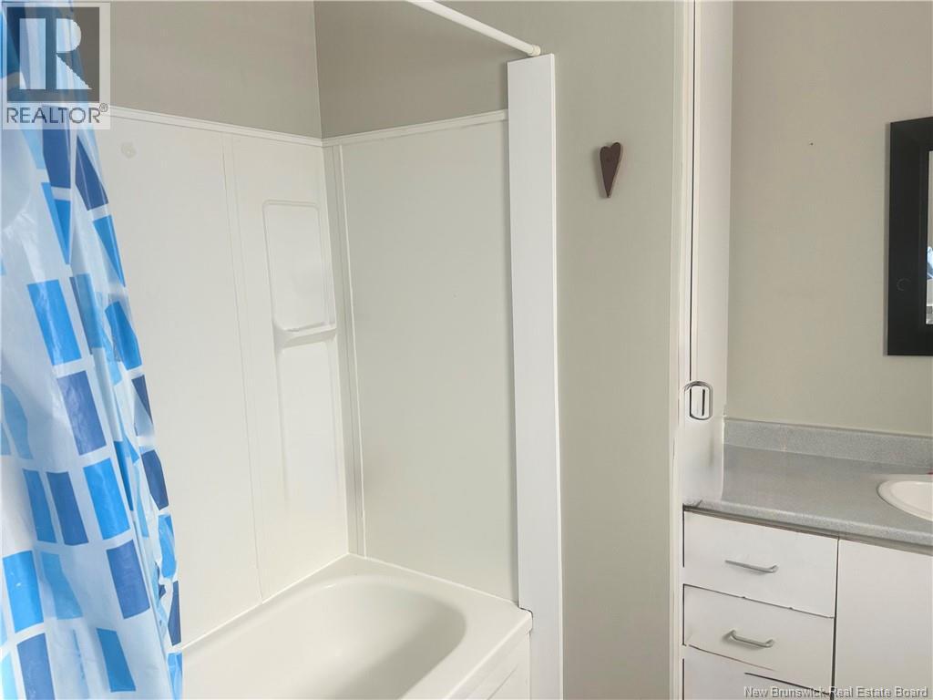 207 Main St, Grand-Sault/grand Falls, New Brunswick  E3Z 2W1 - Photo 24 - NB130168