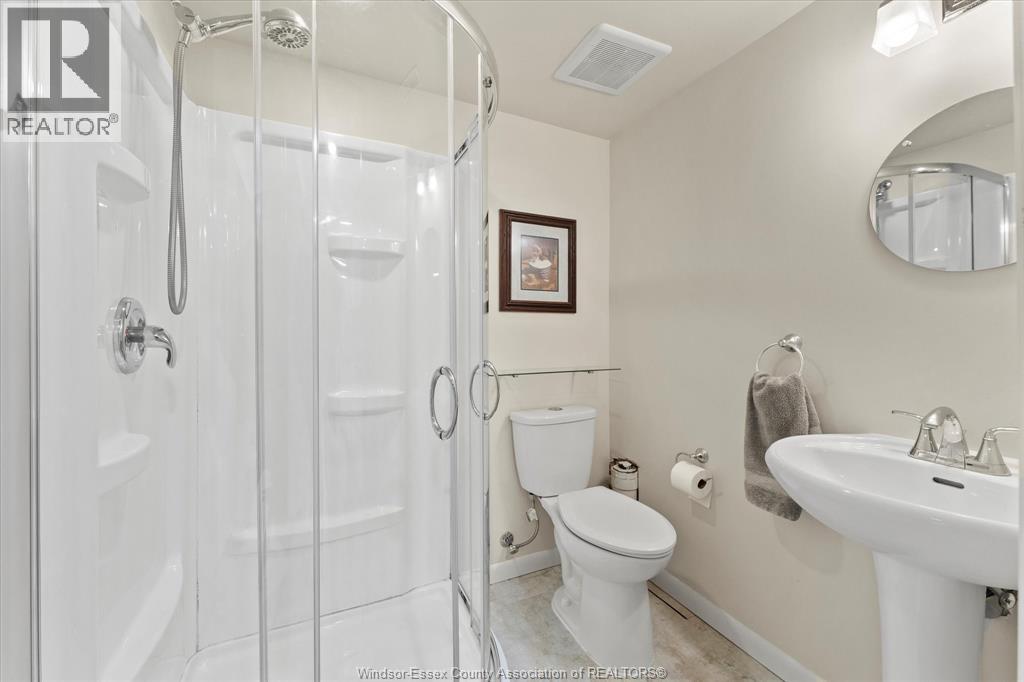 3640 Avondale, Windsor, Ontario N9E 1X9 - Photo 31 - 26001178