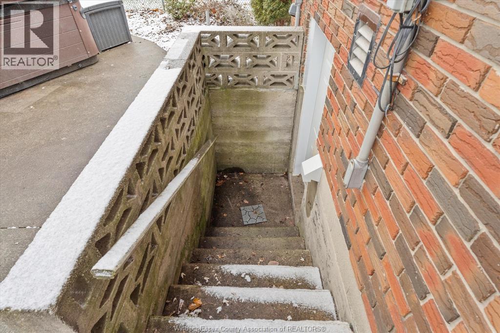3640 Avondale, Windsor, Ontario N9E 1X9 - Photo 32 - 26001178