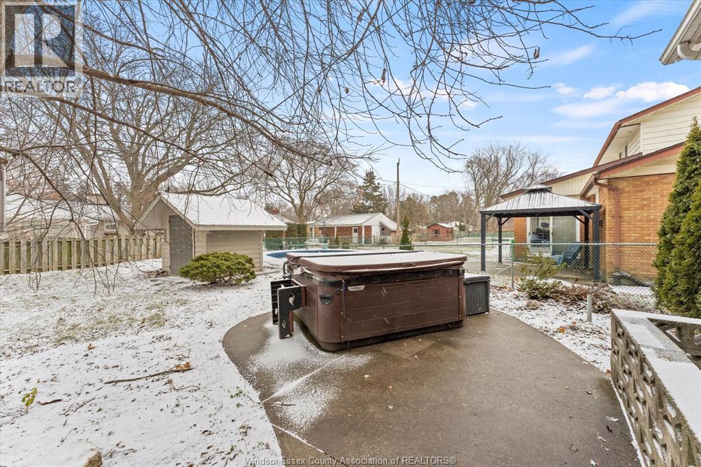 3640 Avondale, Windsor, Ontario N9E 1X9 - Photo 33 - 26001178