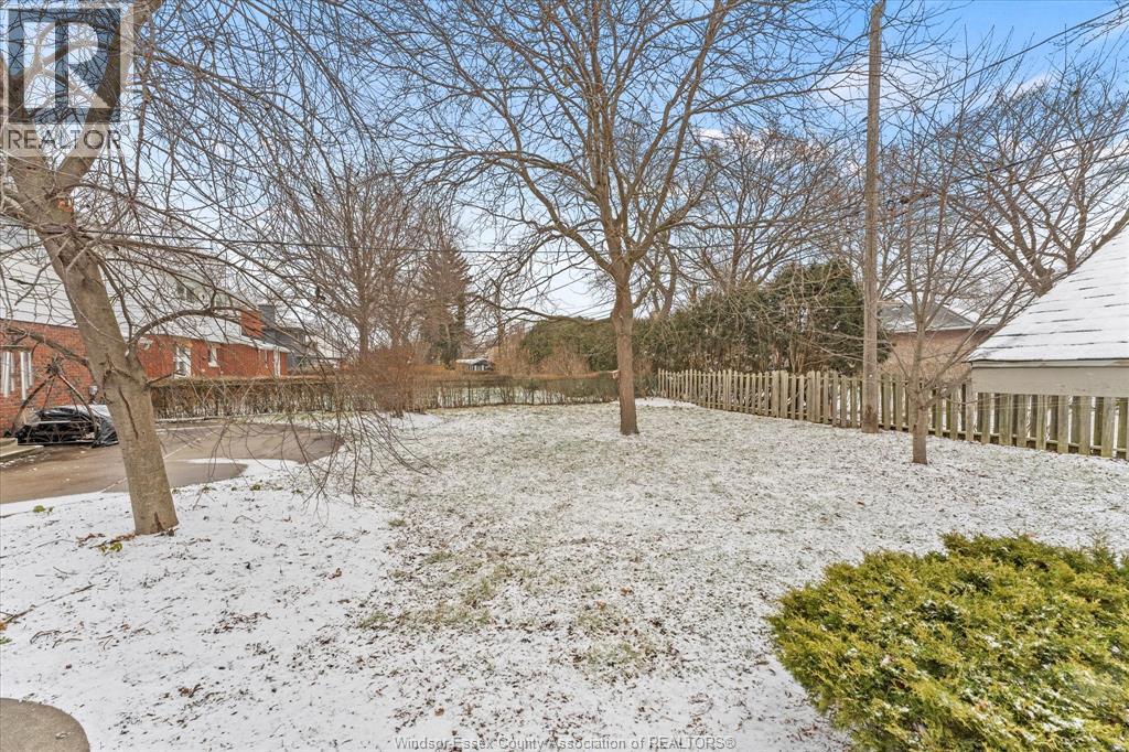 3640 Avondale, Windsor, Ontario N9E 1X9 - Photo 38 - 26001178