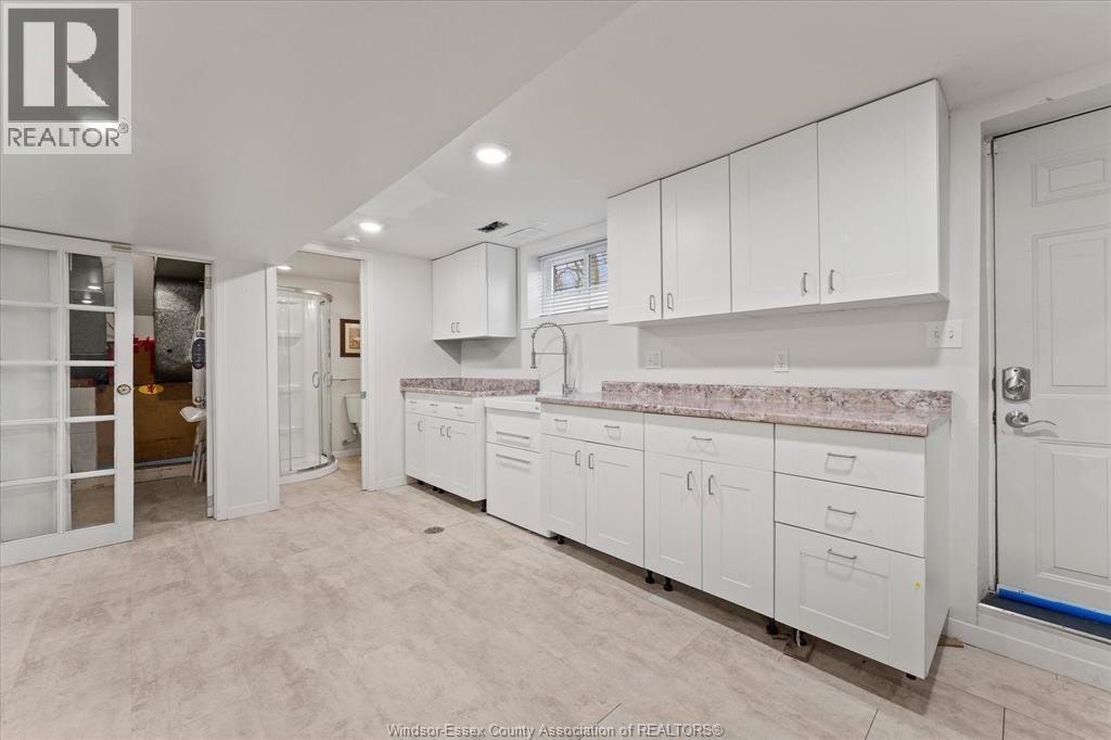 3640 Avondale, Windsor, Ontario N9E 1X9 - Photo 30 - 26001178