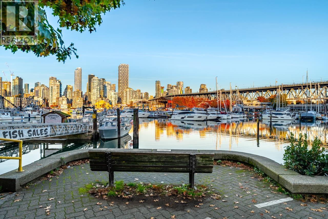 204 1551 Mariner Walk, Vancouver, British Columbia  V6J 4X9 - Photo 33 - R3064187