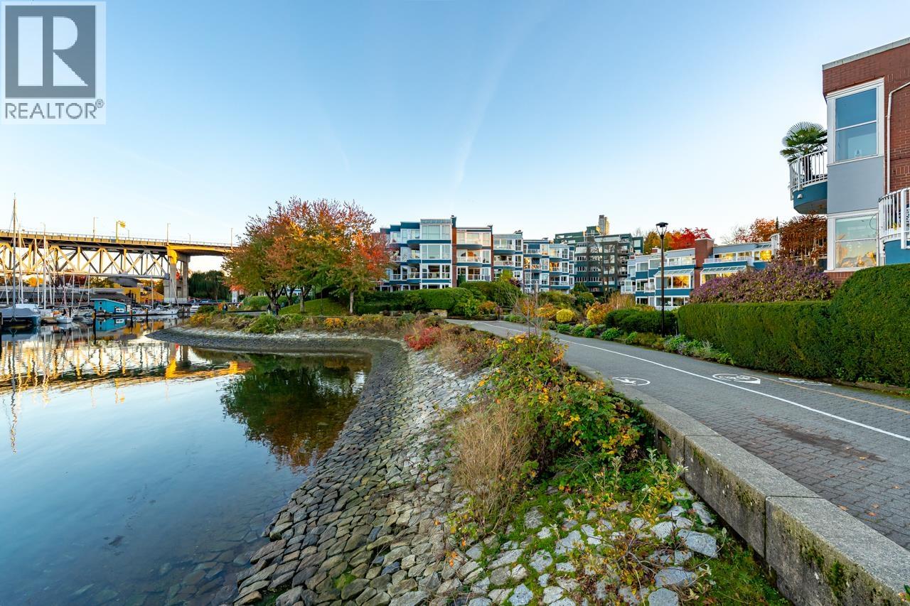 204 1551 Mariner Walk, Vancouver, British Columbia  V6J 4X9 - Photo 34 - R3064187