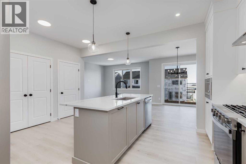 4058 Sawgrass Street Nw, Airdrie, Alberta  T4B 5V4 - Photo 7 - A2278645