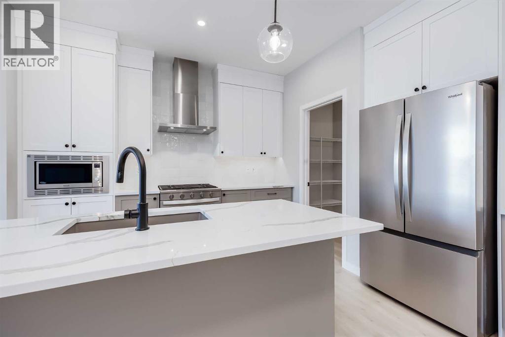 4058 Sawgrass Street Nw, Airdrie, Alberta  T4B 5V4 - Photo 6 - A2278645