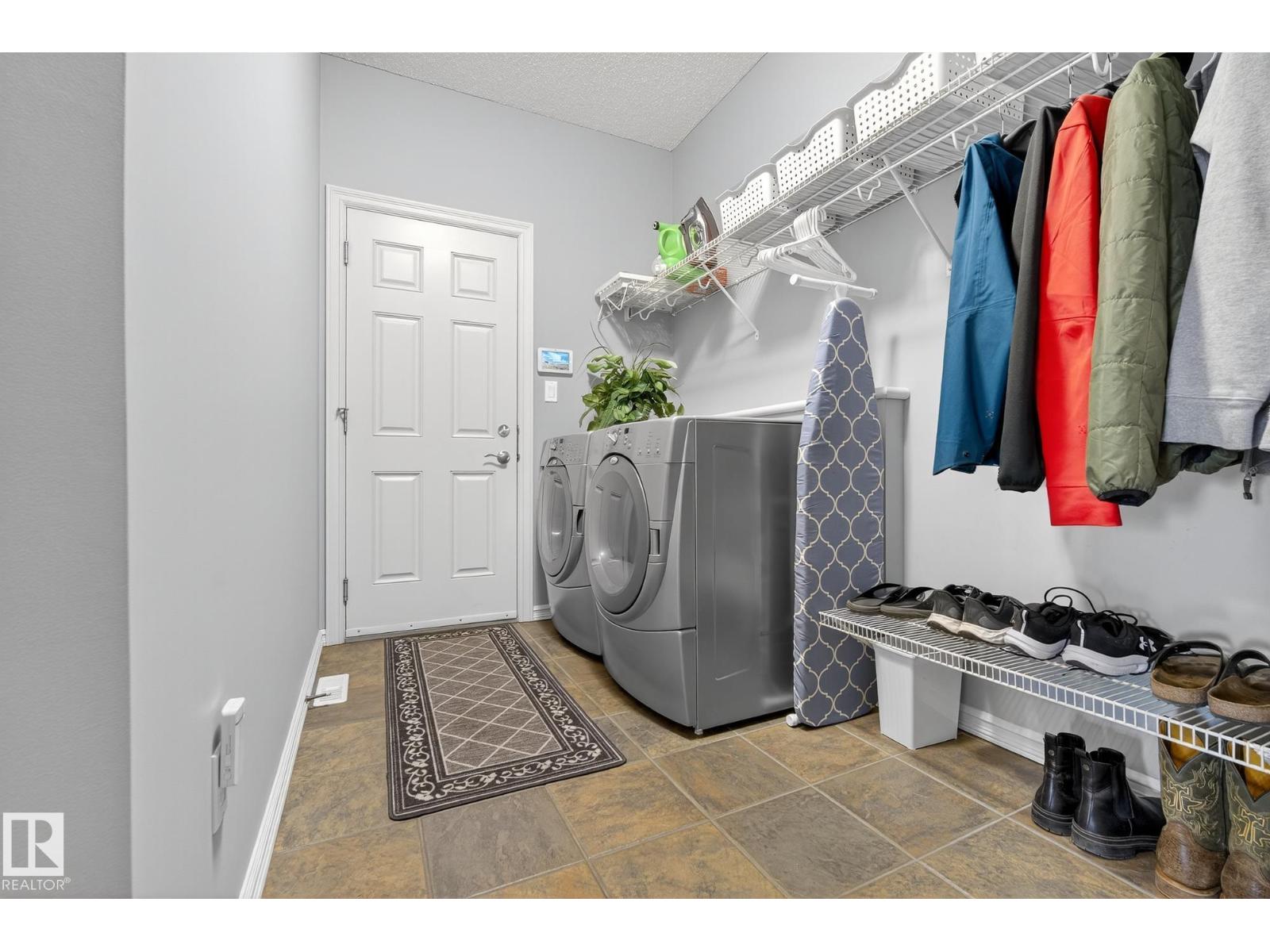 1079 Mckinney Gr Nw, Edmonton, Alberta  T6R 3S5 - Photo 45 - E4470088